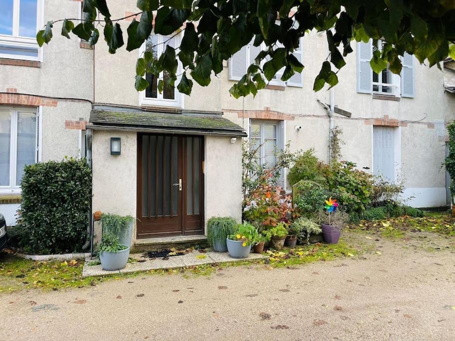 Apartamento Chaleureux Appart, Proche De La Loire Avec Parking Orléans Exterior foto